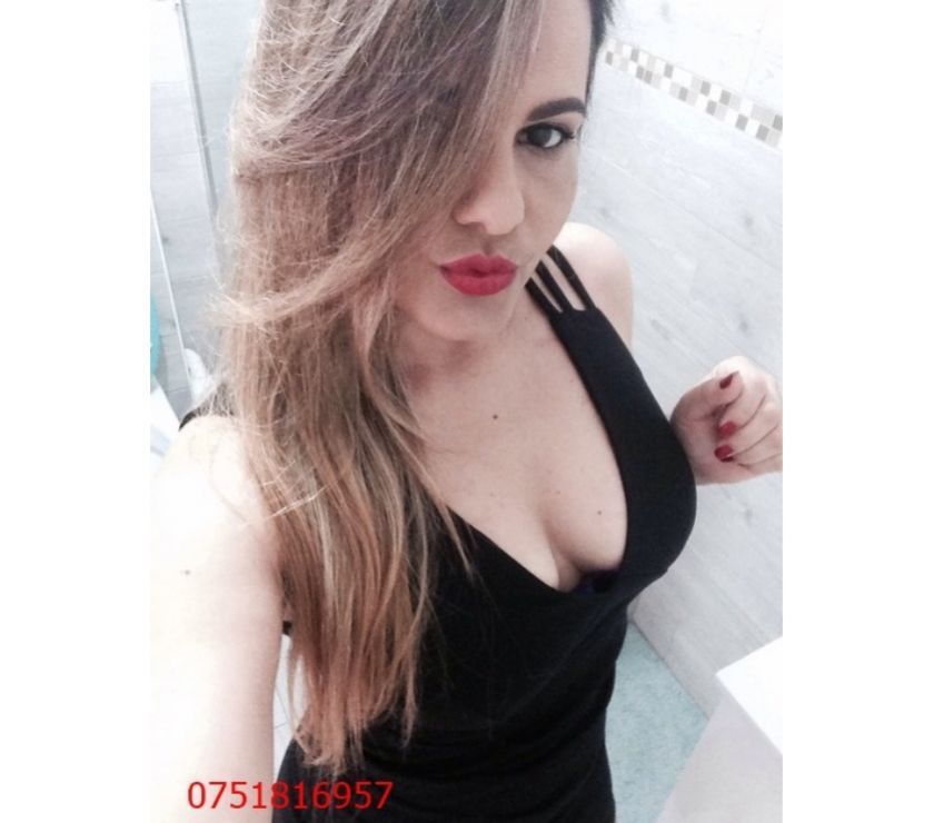Jolie Nikole sans tabou